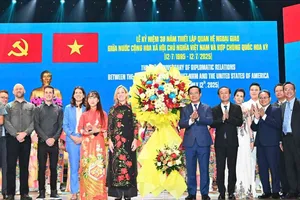 Kỷ niệm 30 năm thiết lập quan hệ ngoại giao Việt Nam - Hoa Kỳ 