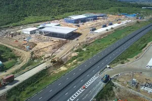 Trạm dừng nghỉ Km205+092 trên đường cao tốc Vĩnh Hảo - Phan Thiết đang trong quá trình xây dựng