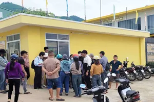 Hơn 100 công nhân cầu cứu vì bị công ty nợ lương 3 tháng