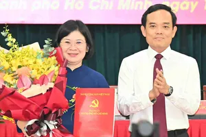 Đồng chí Văn Thị Bạch Tuyết giữ chức Phó Bí thư Thành ủy TPHCM