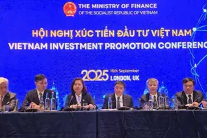 Bộ Tài chính kêu gọi các nhà đầu tư Vương quốc Anh tham gia thị trường Việt Nam