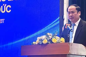 Ông Hồ Như Duyến phát biểu khai mạc hội thảo. Ảnh: KIM HUYỀN