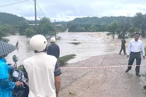 Ngầm tràn thôn Mơ Nang 2 bị ngập vào sáng 23-9