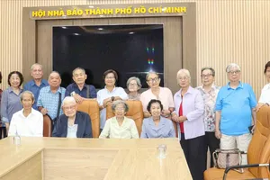 Họp mặt kỷ niệm 51 năm ngày “Ký giả đi ăn mày”