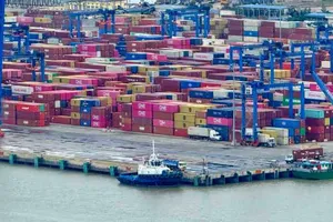 9 tháng đầu năm, thặng dư thương mại của Việt Nam đạt 17 tỷ USD 