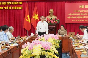 Toàn cảnh buổi làm việc chiều 8-10