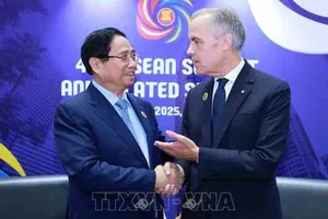 Thủ tướng Phạm Minh Chính gặp lãnh đạo Campuchia, Canada và Brazil