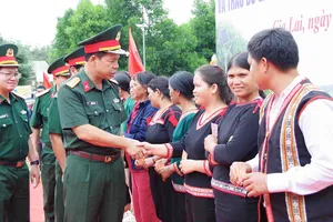 Gia Lai: Khánh thành hệ thống đèn đường điện mặt trời dài 5,2km