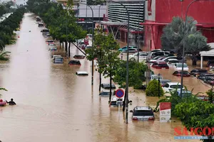 Nước lũ ở Trung bộ đang xuống