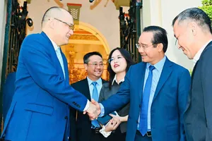 Quang cảnh buổi làm việc. Ảnh : VIỆT DŨNG