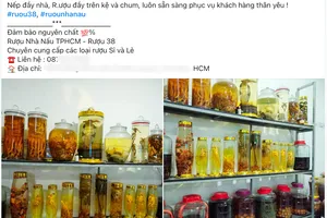 Nhiều loại rượu nhà ngâm, rượu nhà nấu rao bán trên Facebook 