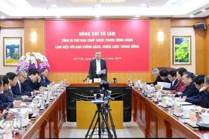 Truyền cảm hứng, khơi dậy khát vọng cống hiến, vươn lên của dân tộc bằng tri thức và sáng tạo