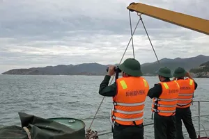 Đang tìm kiếm tàu cá có 8 ngư dân bị mất kết nối trên biển