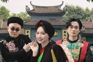 Ca sĩ Hòa Minzy kết hợp với nghệ sĩ chèo Xuân Hinh và ca sĩ Tuấn Cry trong MV Bắc Bling (ẢNH: NVCC)