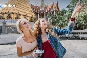 Du khách nước ngoài đến Thái Lan (ẢNH: THE NATION)