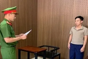 Đối tượng Vương Khánh Hưng đã bị Cơ quan CSĐT Công an tỉnh Đồng Nai bắt tạm giam. Ảnh: CATĐN