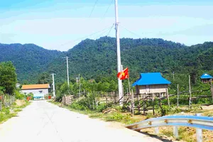 Niềm vui tết mới ở làng “thủy phủ trên núi"