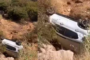 Khánh Hòa: Ô tô chở 3 người rơi xuống vực đèo ven biển