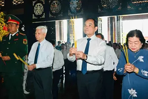 Lãnh đạo Đảng, Nhà nước, TPHCM dâng hương tại Khu truyền thống cách mạng Sài Gòn - Chợ Lớn - Gia Định