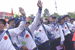 Tiễn hơn 1.900 thanh niên lên đường thực hiện nghĩa vụ thiêng liêng với Tổ quốc