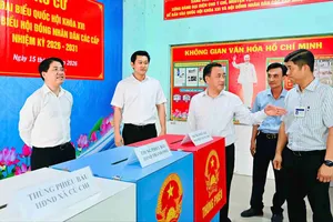 Lãnh đạo TPHCM kiểm tra công tác chuẩn bị bầu cử tại các xã Nhuận Đức, Phú Hòa Đông và Củ Chi.