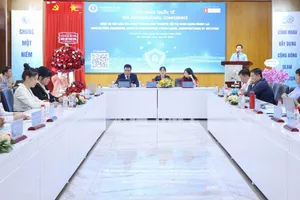 Nhiều chuyên gia tham dự, chia sẻ tại hội thảo