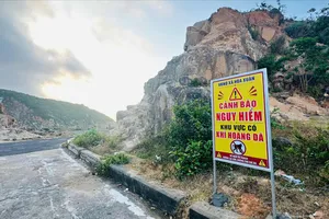 Đắk Lắk: 5 du khách nhập viện cấp cứu vì bị khỉ cắn