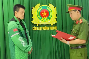 Củng cố hồ sơ để xử lý đối tượng chặn xe, đánh người trên đường Kha Vạn Cân