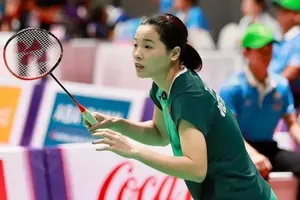 Tay vợt Nguyễn Thùy Linh trong một trận đấu (ẢNH: DŨNG PHƯƠNG)