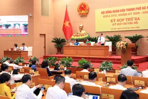 Kỳ họp thứ ba (Kỳ họp chuyên đề), HĐND TP Hà Nội khóa XVII. Ảnh: BẢO CHI