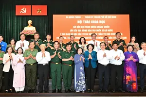 Đại biểu dự hội thảo khoa học do Bộ Quốc phòng phối hợp với Thành ủy TPHCM tổ chức (ẢNH: VIỆT DŨNG)