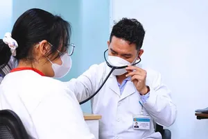 Cảnh báo lạm dụng thuốc bổ não mùa thi