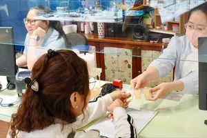 Vàng “vạ lây” sau biến động của kim cương