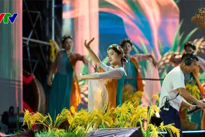 Tổng duyệt chương trình. Ảnh VTV cung cấp 