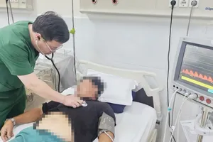 Sức khỏe ngư dân đã ổn định. Ảnh: VSP