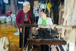 Khi “nếp Mường” thành sinh kế