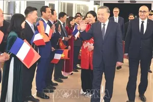 Tổng Bí thư, Chủ tịch nước Tô Lâm bắt đầu thăm chính thức Cộng hòa Pháp và dự Hội nghị Thượng đỉnh Không gian vũ trụ tại Paris