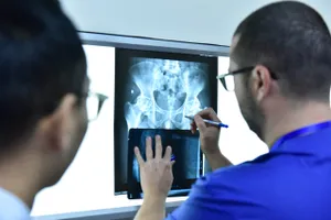 50 bệnh nhân khó khăn được phẫu thuật miễn phí 