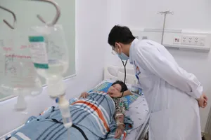 Người phụ nữ ở TPHCM suýt mất mạng vì mèo cắn