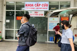 Vụ hàng loạt học sinh nghi ngộ độc thực phẩm: Ca mắc vẫn tăng, kiểm tra đơn vị cung ứng suất ăn