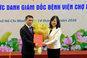 Bộ trưởng Bộ Y tế trao quyết định bổ nhiệm Giám đốc Bệnh viện Chợ Rẫy