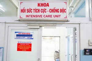 Kích hoạt quy trình cấp cứu hàng loạt, tiếp nhận 8 nạn nhân trong 2 vụ cháy