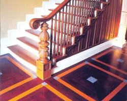 Theo những bước chân