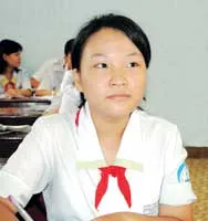 Cô bé mê đọc sách