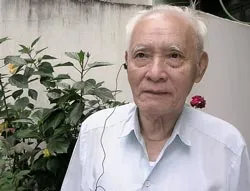 Người giữ kỷ vật khắc trong tim