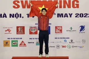 Kình ngư Trần Hưng Nguyên phá kỷ lục SEA Games ở nội dung 400m hỗn hợp. Ảnh: DŨNG PHƯƠNG
