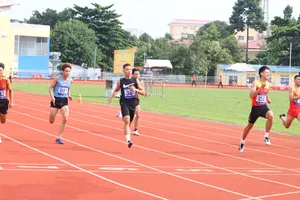 Các VĐV tranh tài ở 48 nội dung, trong đó có 23 nội dung nam, 23 nội dung nữ và 2 nội dung chạy tiếp sức hỗn hợp. Ảnh: NGUYỄN ANH