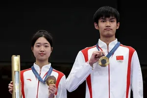 Những nhà vô địch đầu tiên ở Olympic Paris. Ảnh: AFP