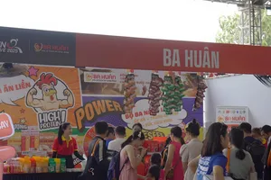 Gian hàng Ba Huân tại Run To Live 2025