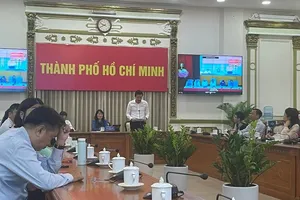 Phó Giám đốc Sở VH-TT TPHCM Nguyễn Nam Nhân phát biểu tại hội nghị ở điểm cầu TPHCM. Ảnh: ĐẠI NGHĨA